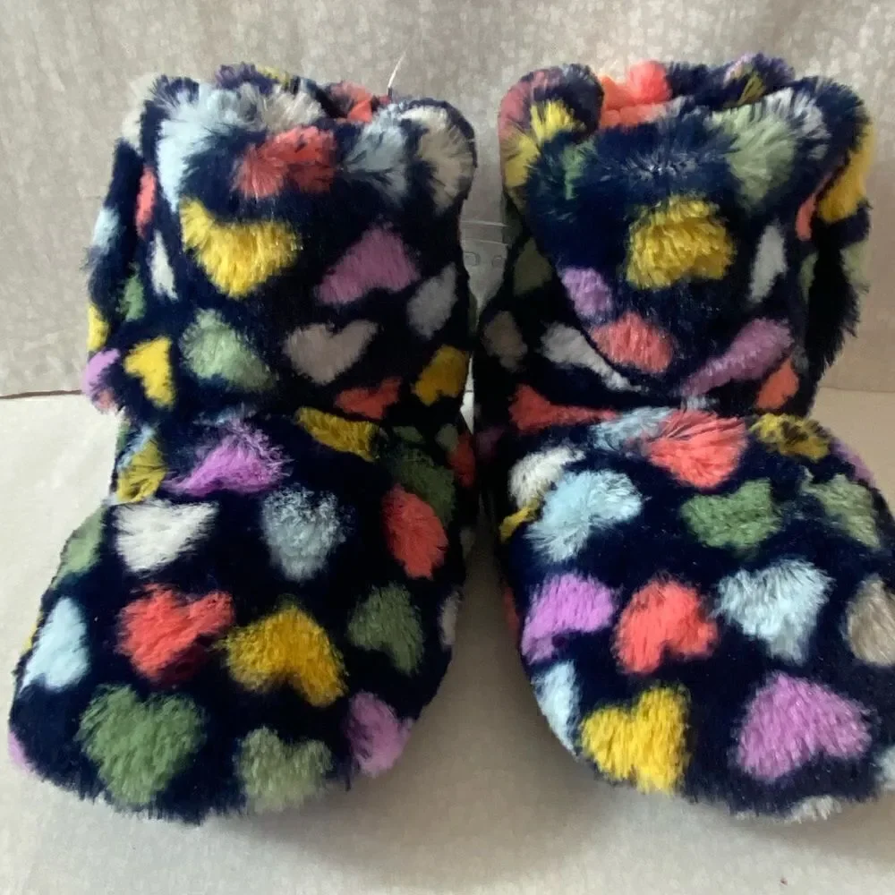 Carter’s Girls Jette Faux Fur Slippers with Heart Pattern